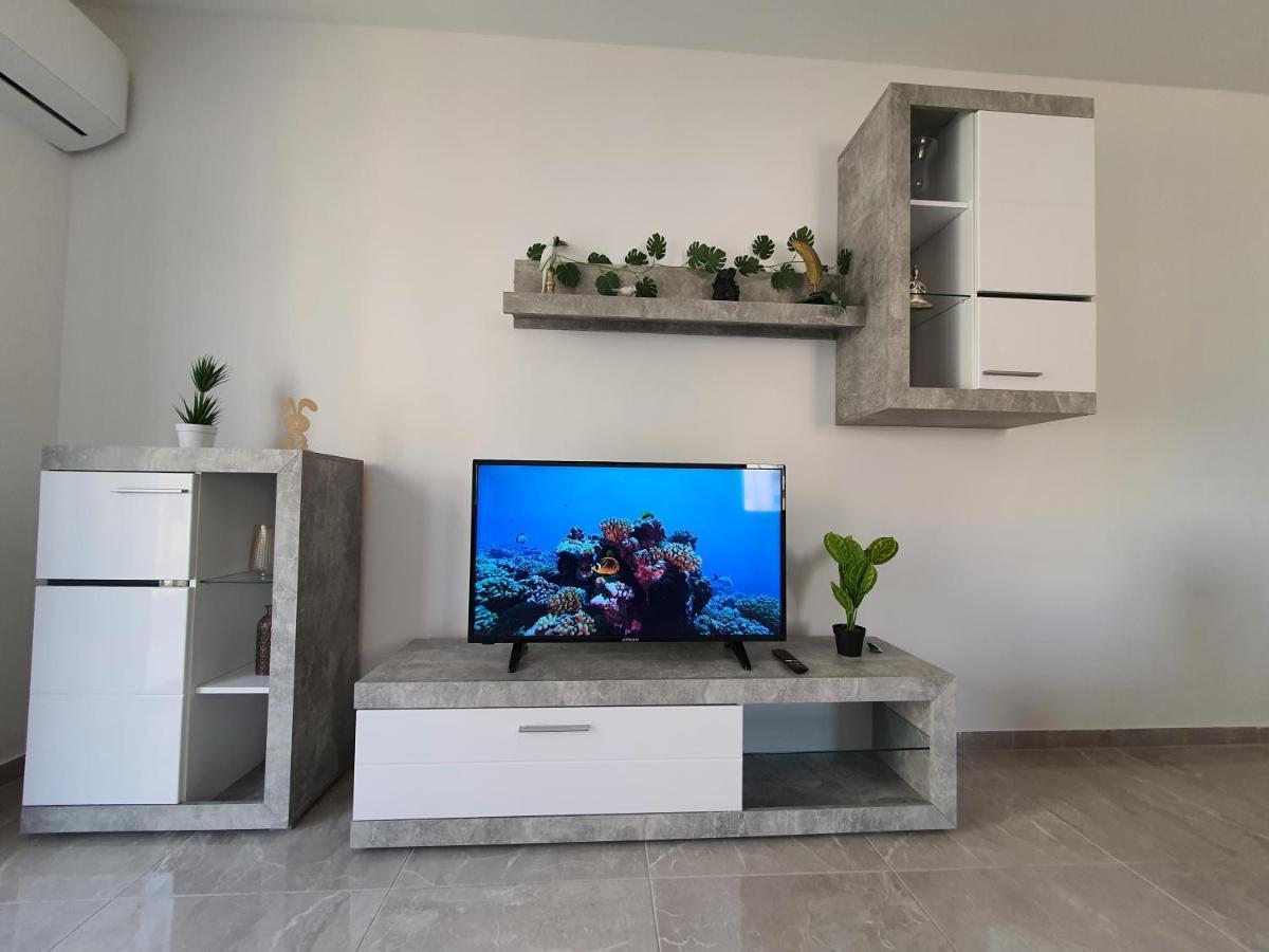 Pretty 2 Bedroom Apartment With Shared Pool Σεντ Πόλς Μπέι Εξωτερικό φωτογραφία