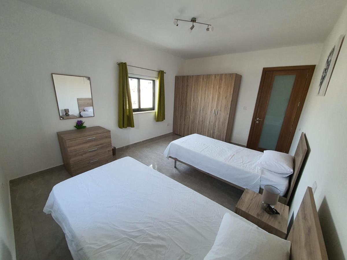 Pretty 2 Bedroom Apartment With Shared Pool Σεντ Πόλς Μπέι Εξωτερικό φωτογραφία